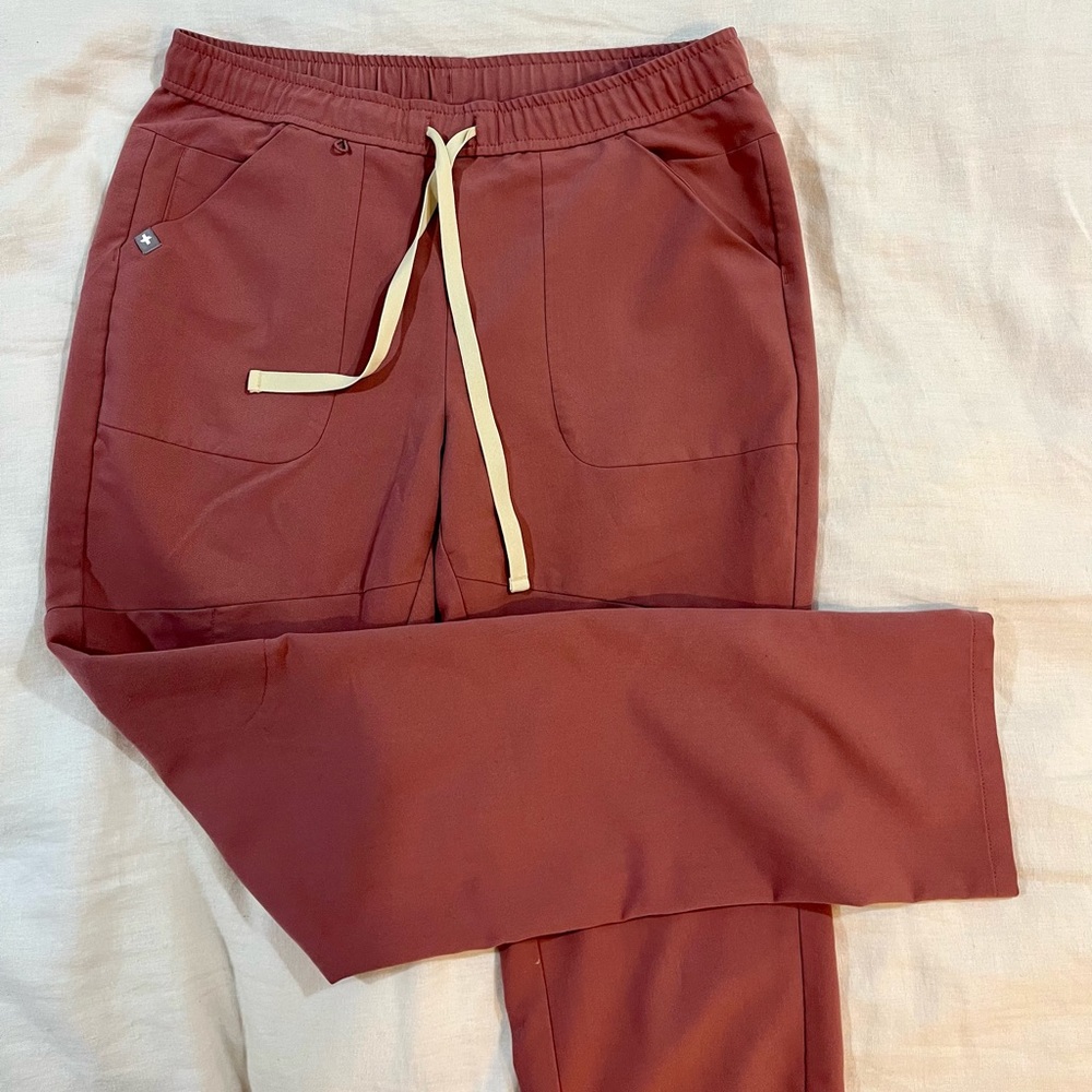 FIGS SMALL Mauve scrub pant